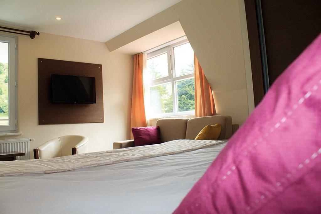 Hotel Green Valley Savsat Zewnętrze zdjęcie